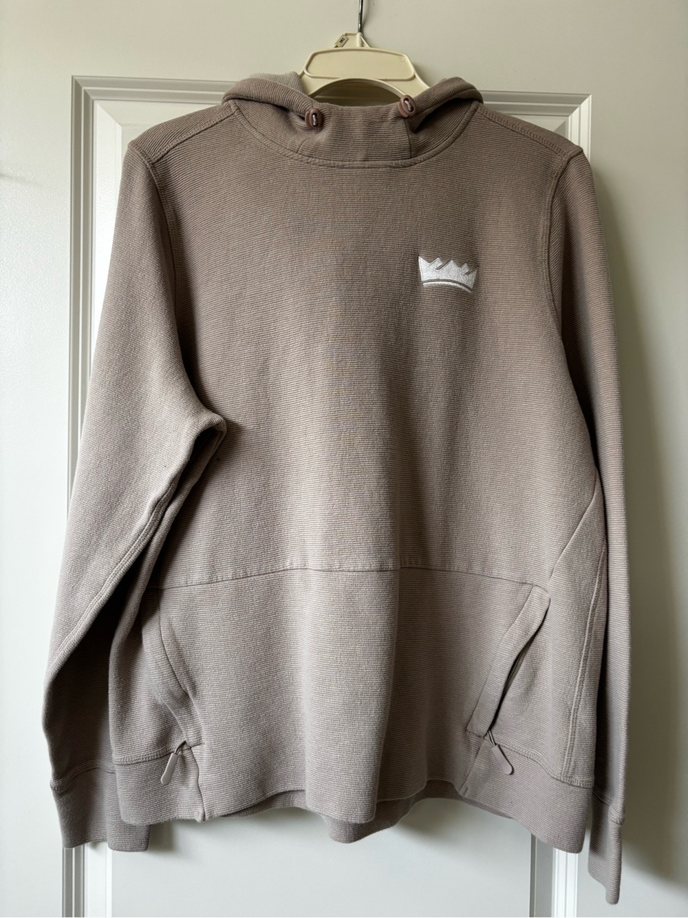 Sacramento Kings Hoodie in Light Taupe